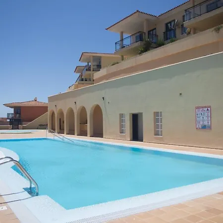 בית נופש Miramar Stunning Sea View - 2 Bedrooms, Wifi, Pool