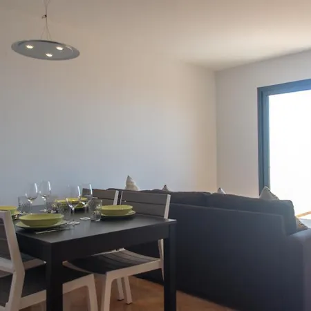 Miramar Stunning Sea View - 2 Bedrooms, Wifi, Pool * קלטה דה פוסטה