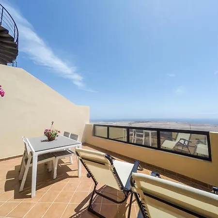 בית נופש Miramar Stunning Sea View - 2 Bedrooms, Wifi, Pool קלטה דה פוסטה